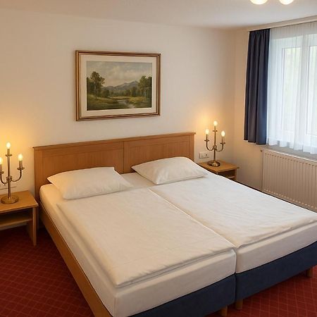 Hotel Schillerplatz Oehringen Exterior photo