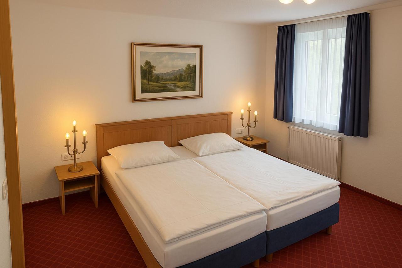Hotel Schillerplatz Oehringen Exterior photo
